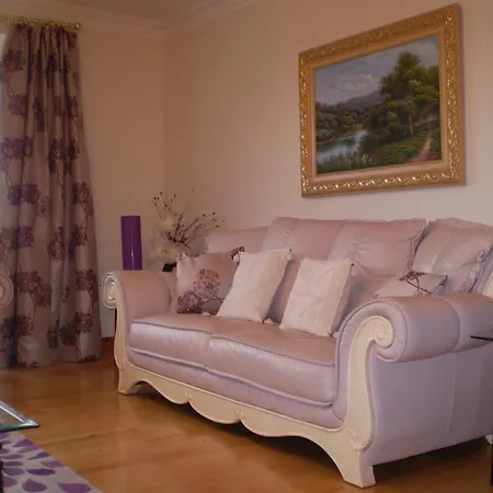 Clunelly House 3*